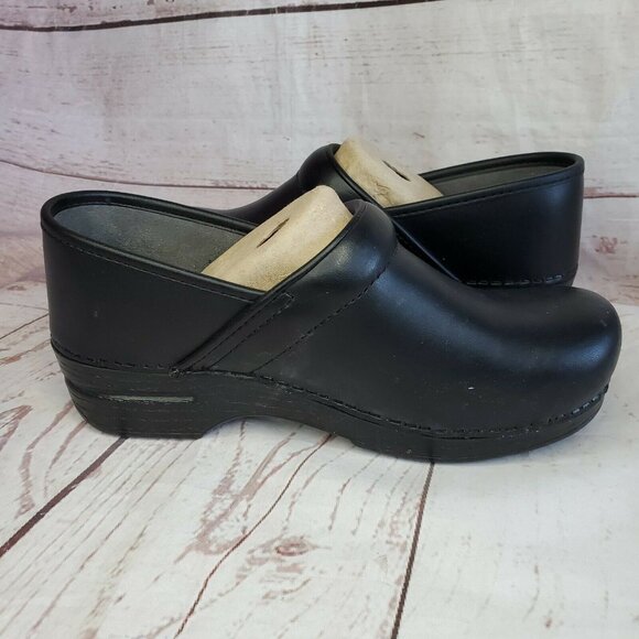 Dansko XP Black All Leather Slip-Resistant Women's Clogs Shoes Sz 38 U.S 7 1/2 - Picture 6 of 12
